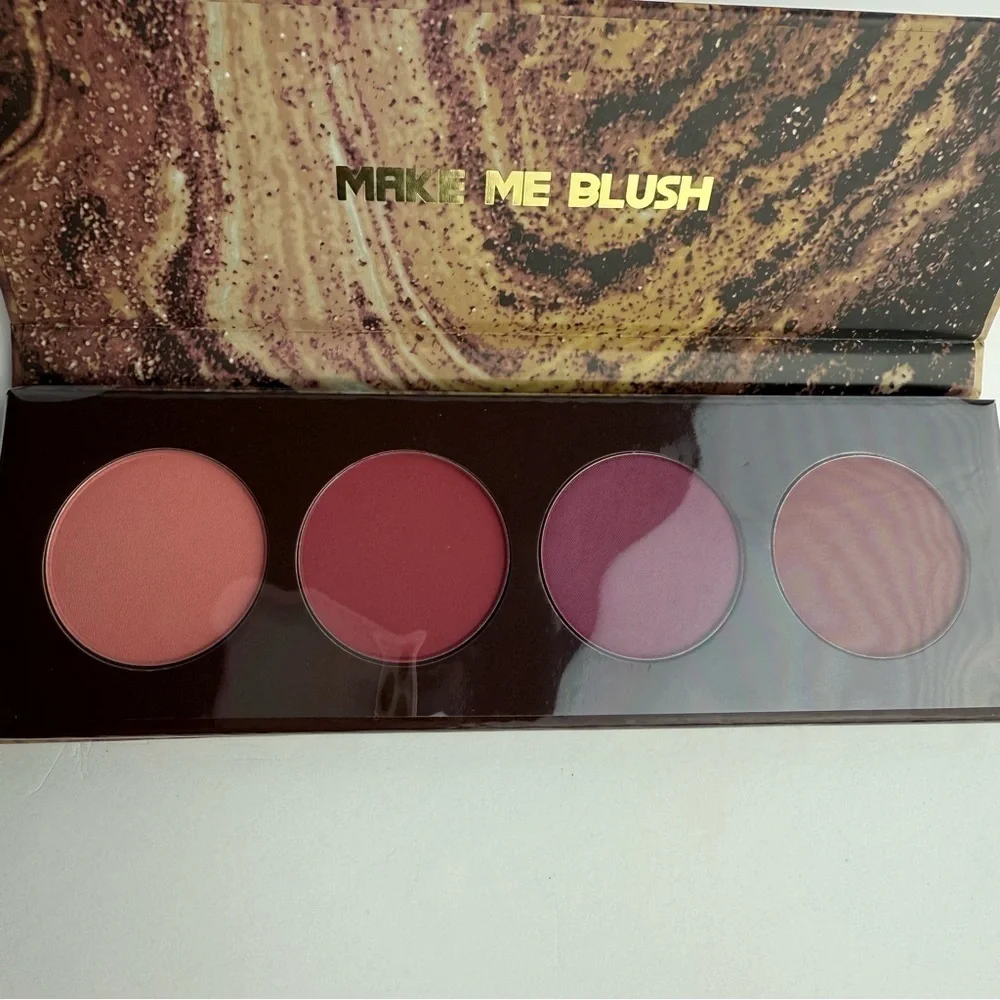 BH Cosmetics Flatter Me Blush Quad - IDGAF Brand New